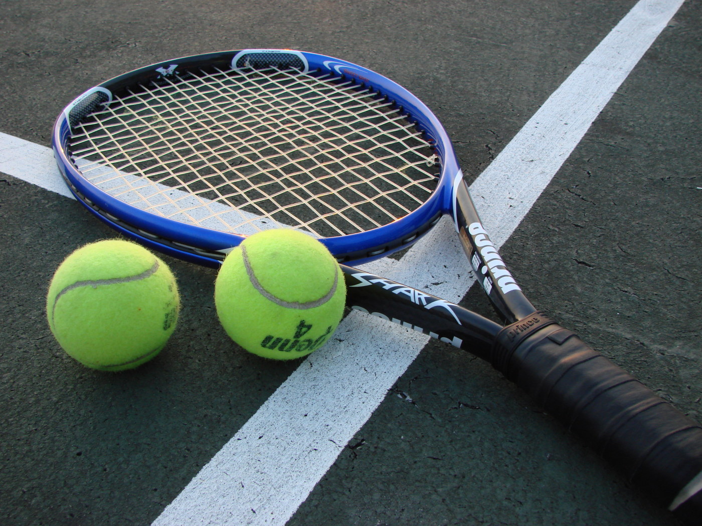 Tennis Racquet Loans Melbourne